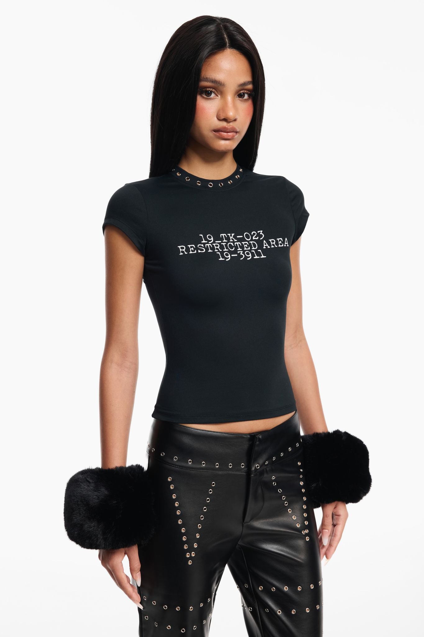 Minkra Faux-Fur Cuffs - Black – THE KRIPT